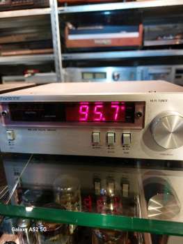 Preview: Mars MT-100 Tuner in silber und bronze digital-Anzeige